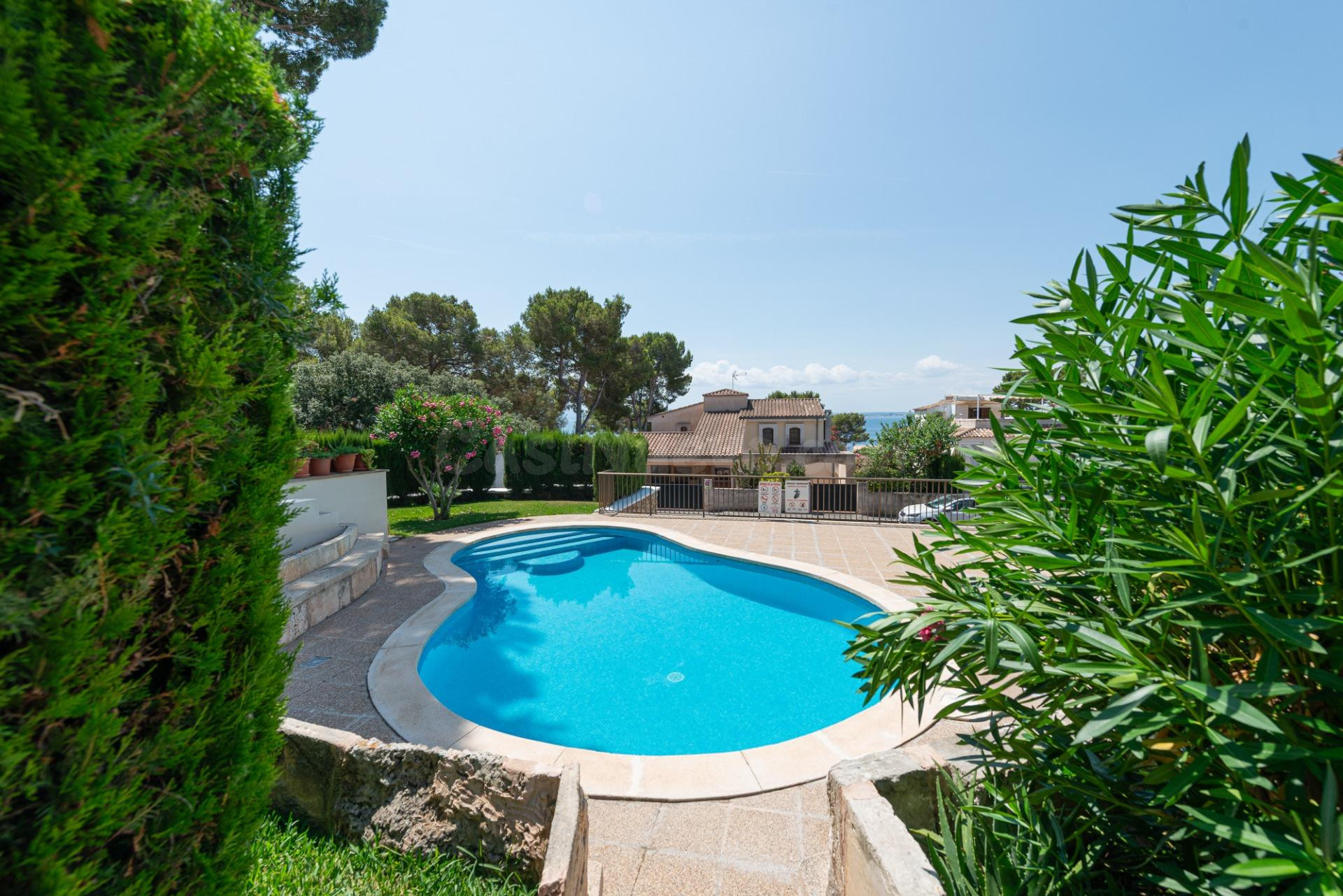 Coqueto apartamento con Piscina y parking en Alcanada - foto 4