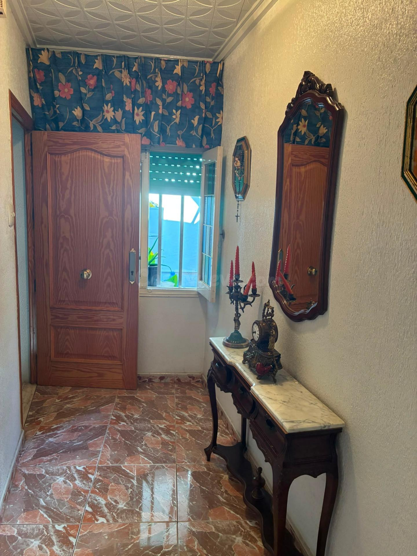 ✨ ¡ACOGEDOR Y LUMINOSO PISO EN PRIMERA PLANTA CON PATIO Y TE - foto 3