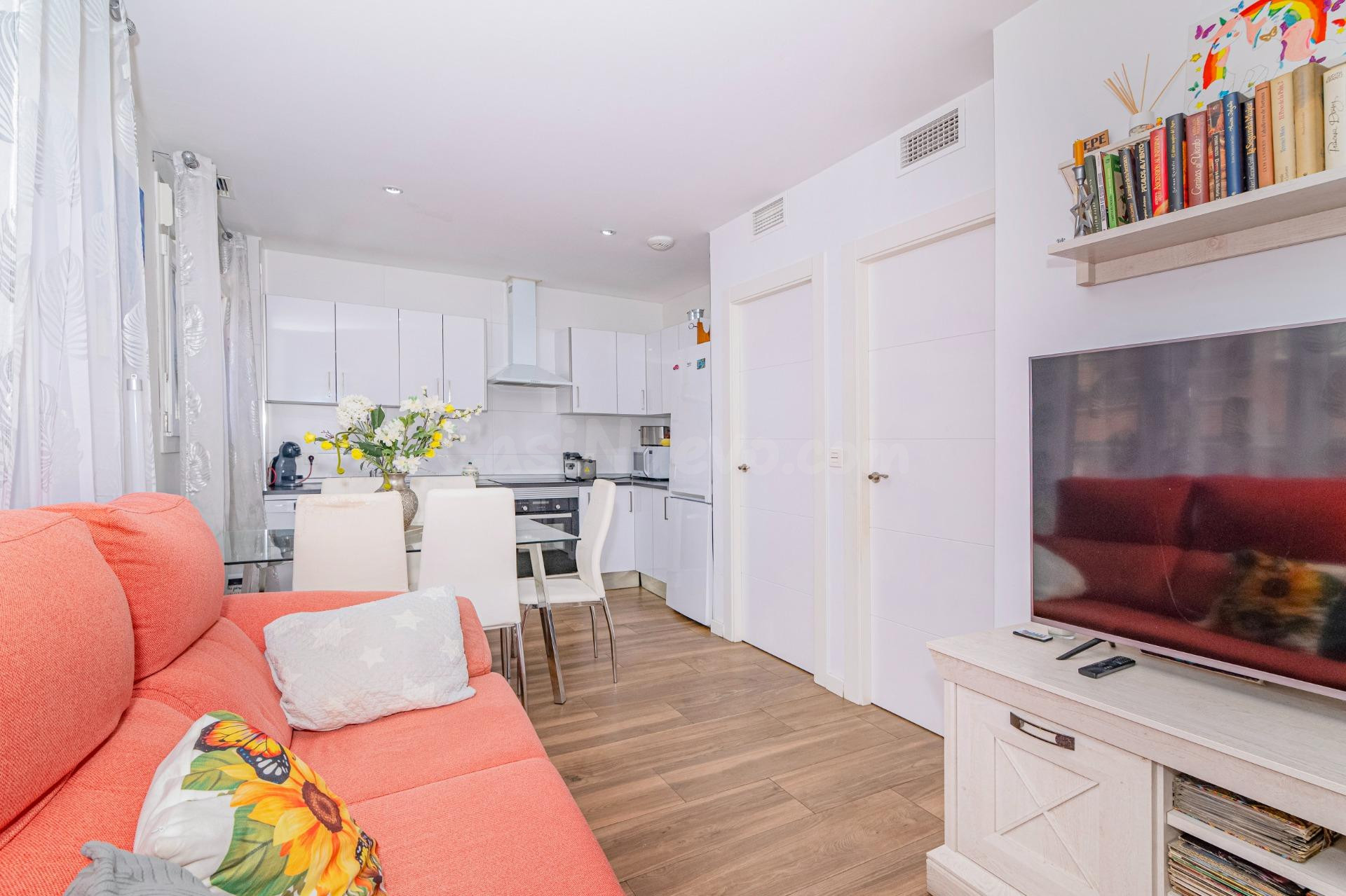 Precioso duplex moderno con patio - foto 3