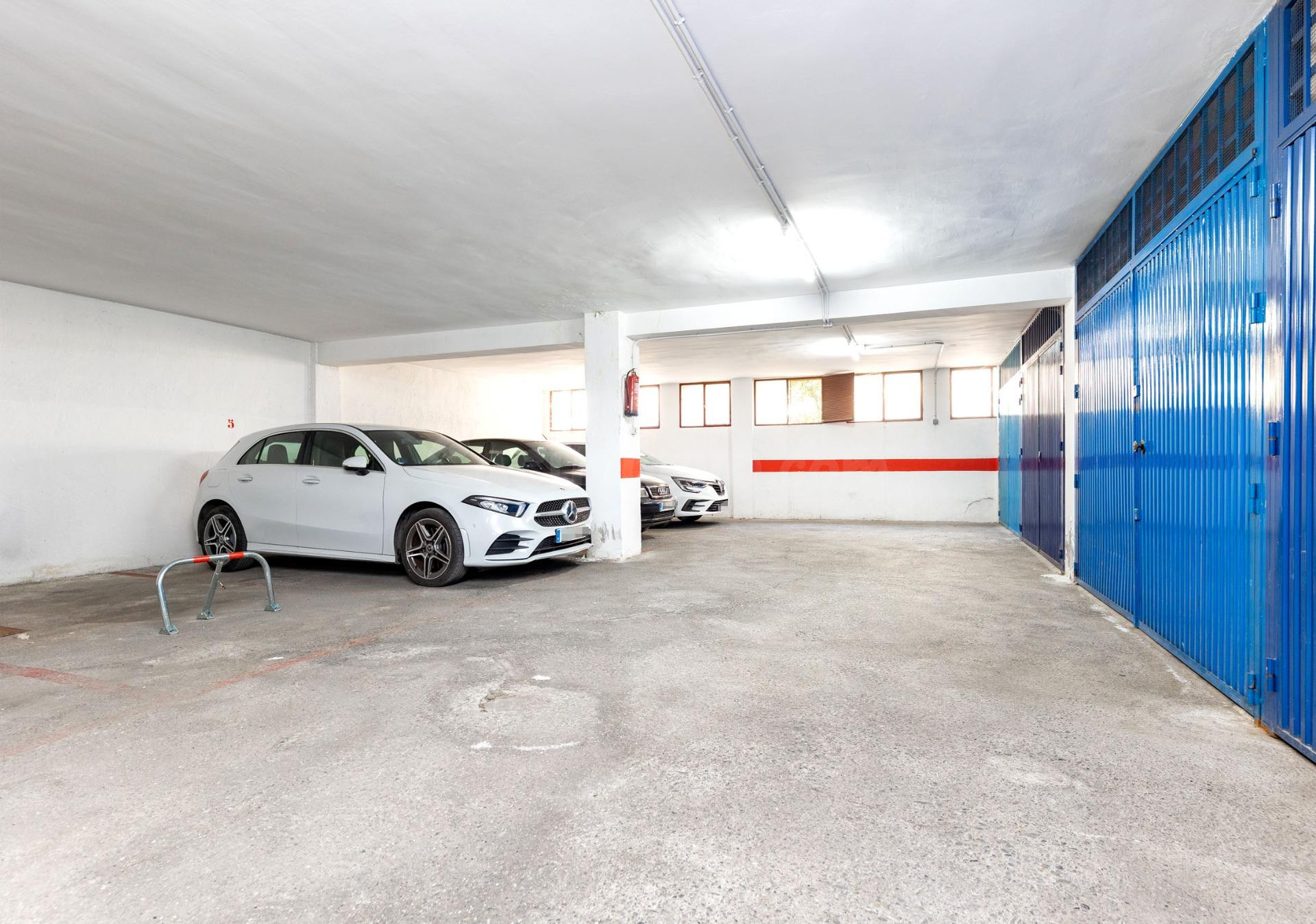 Plaza de garaje en venta junto a Traumatología.