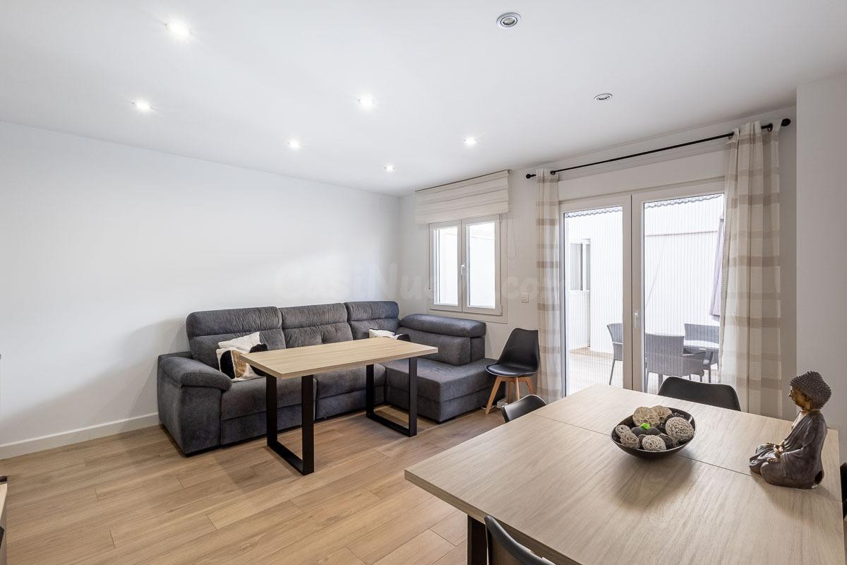 Casa adosada en venta en Churriana de la Vega . Vivienda mod - foto 2