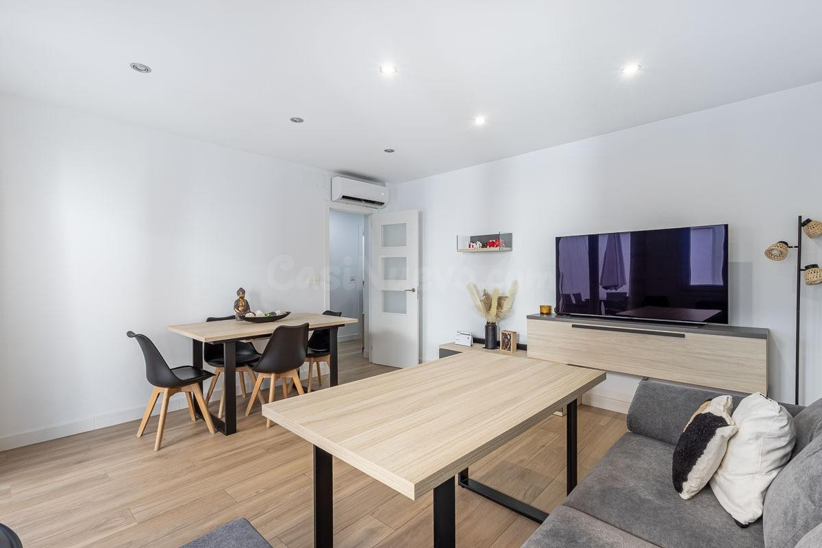 Casa adosada en venta en Churriana de la Vega . Vivienda mod - foto 4