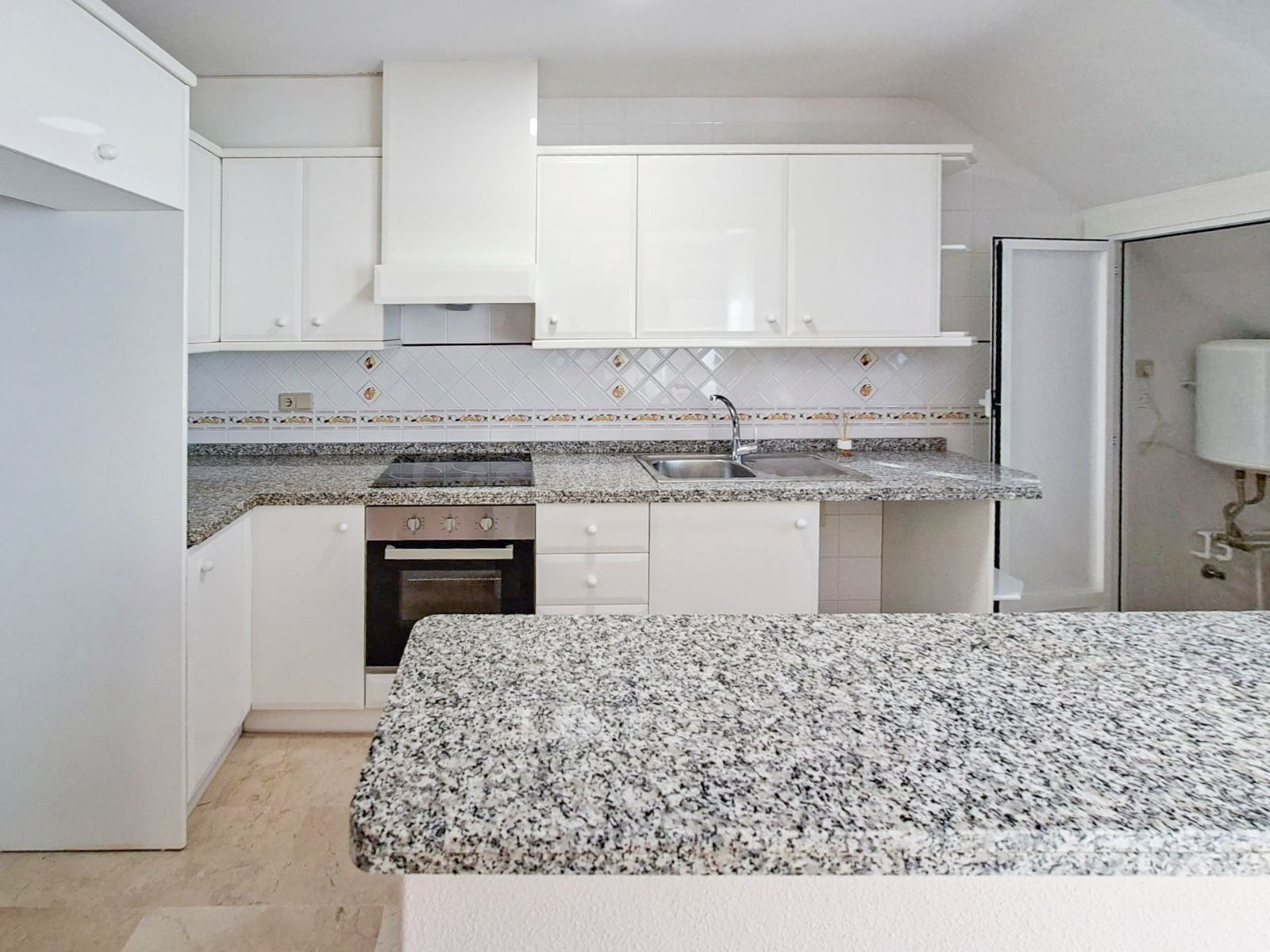 Casa 2 habitaciones 63m² en venta - Villamartín-Las Filipina - foto 3