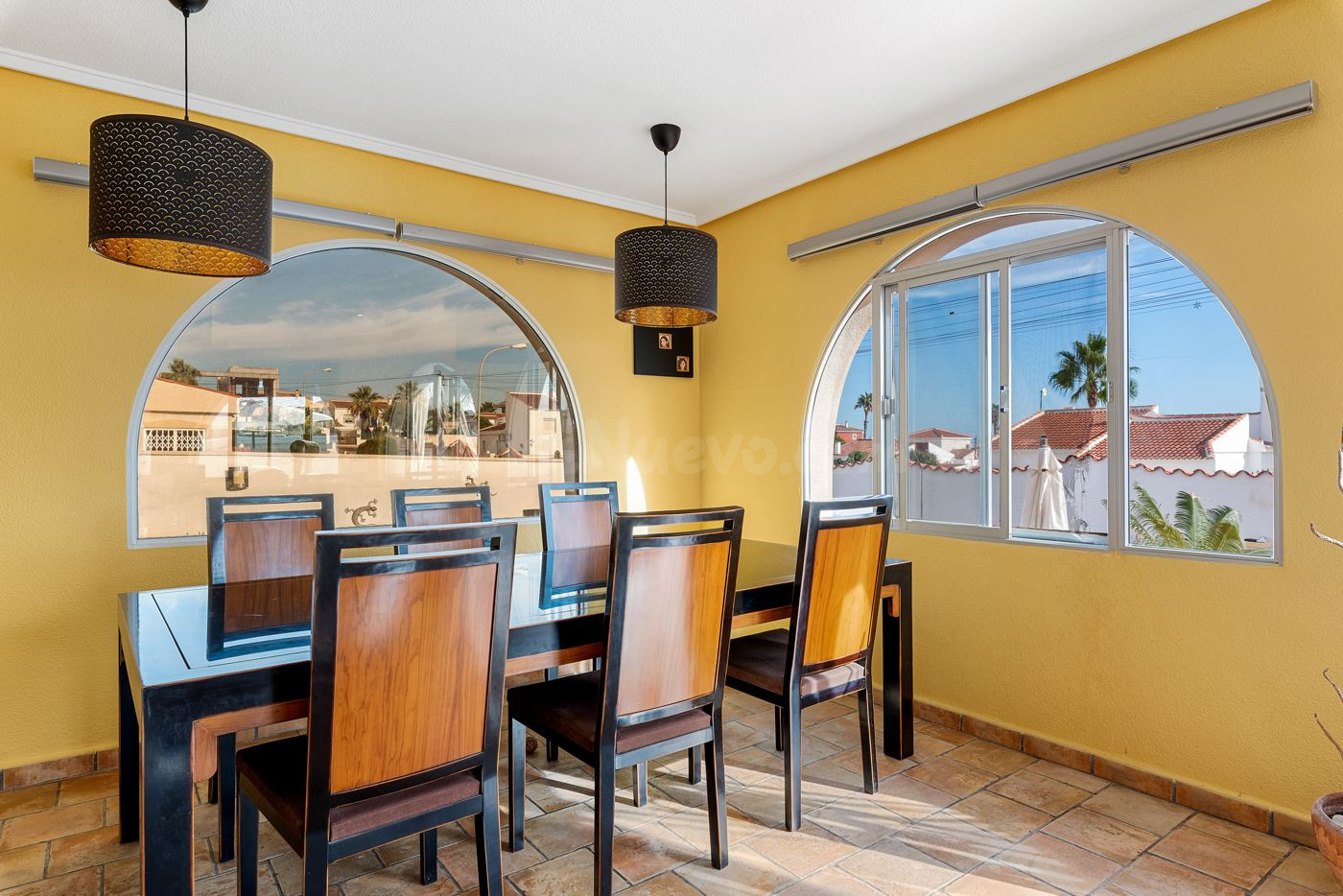 Villa 4 habitaciones 158m² en venta - Centro de la Ciudad Qu - foto 3