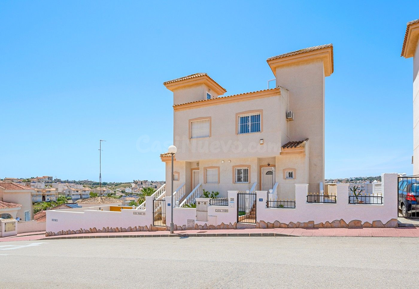 Casa 3 habitaciones 105m² en venta - DOÑA PEPA