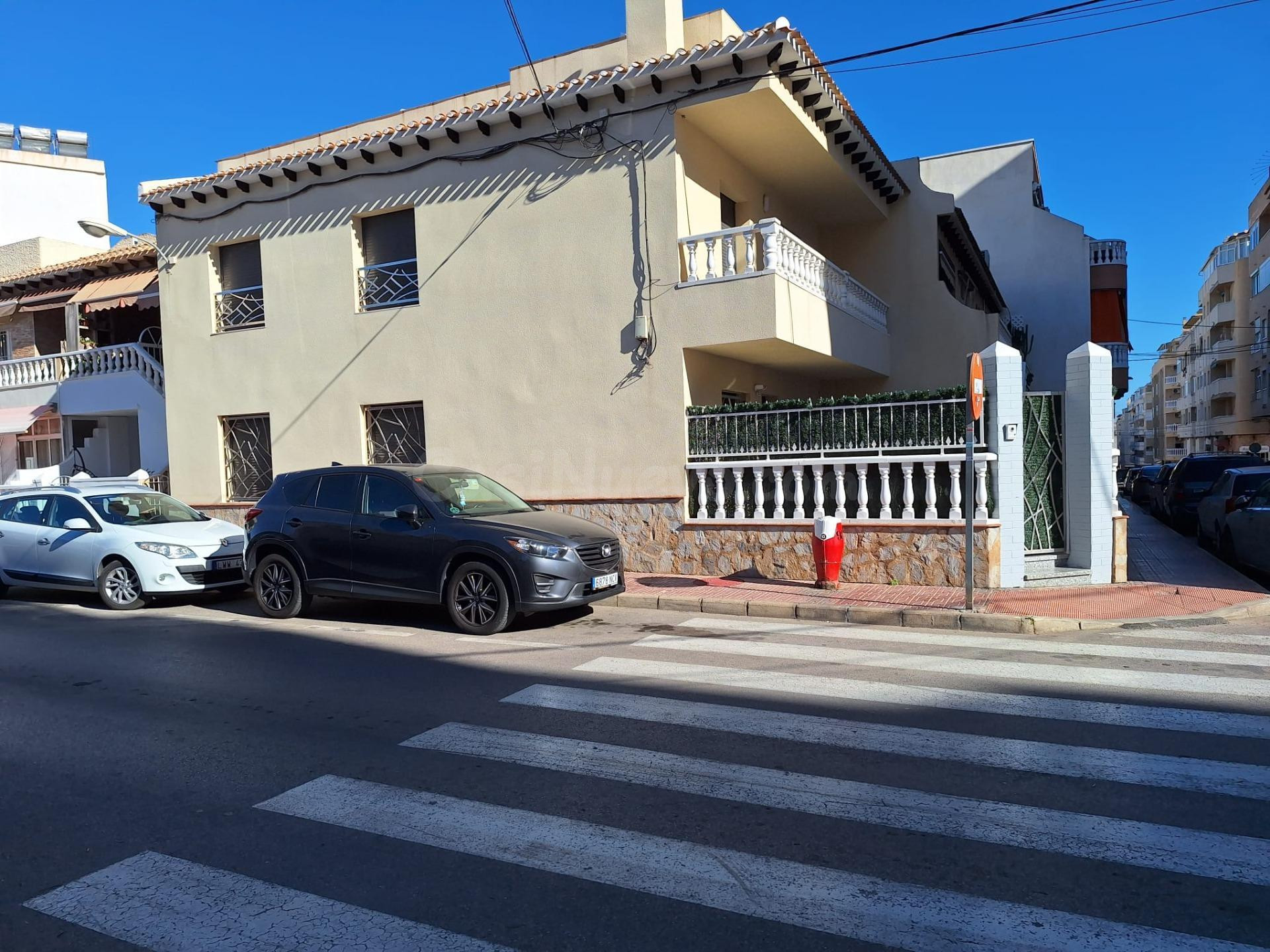 Casa 5 habitaciones 116m² en venta - Estacion de autobuses