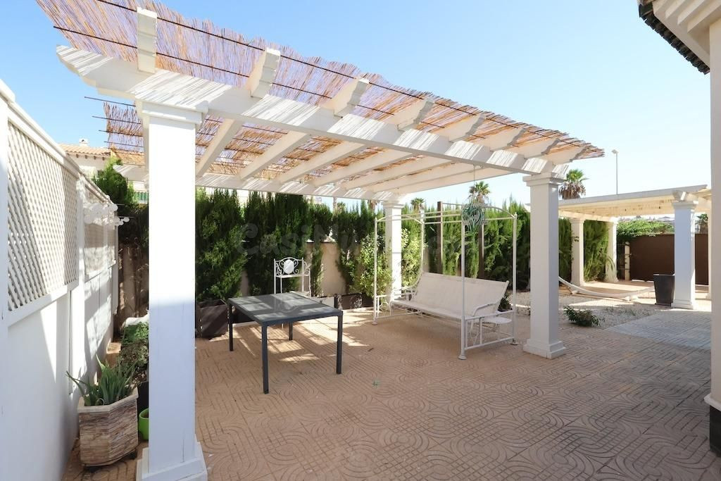 Casa 3 habitaciones 139m² en venta - Lo Marabú - foto 2