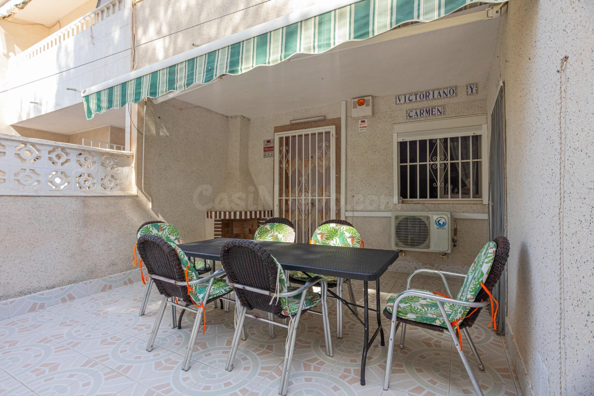 Bungalow en planta baja a 400 metros de la Playa de Los Náuf - foto 2