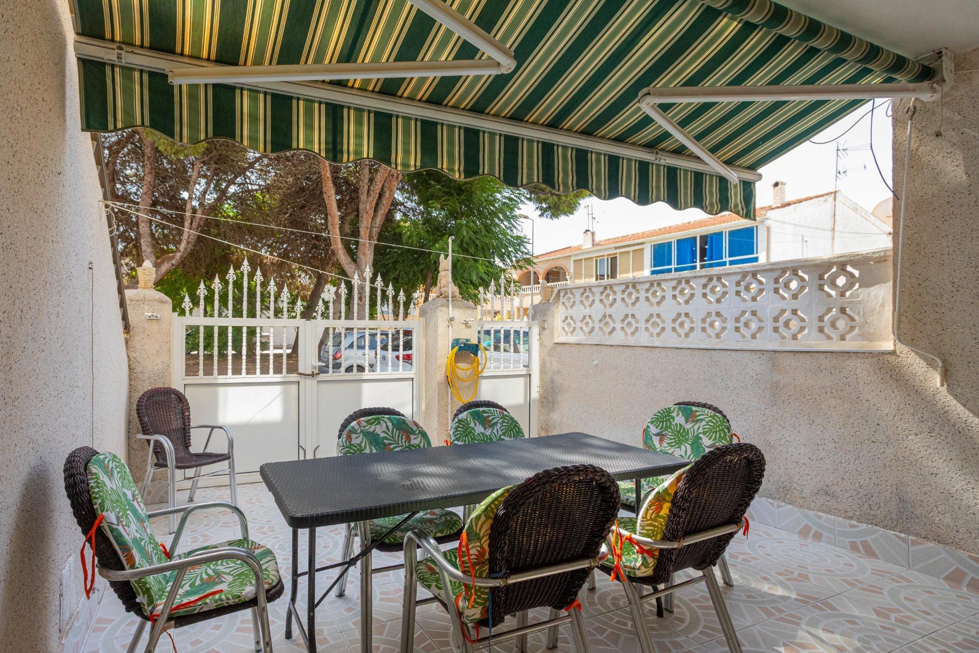 Bungalow en planta baja a 400 metros de la Playa de Los Náuf - foto 5