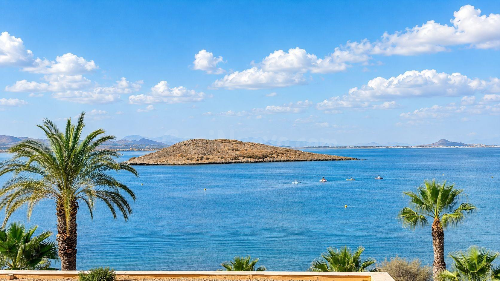 Apartamento que destaca por sus impresionantes vistas al Mar - foto 4