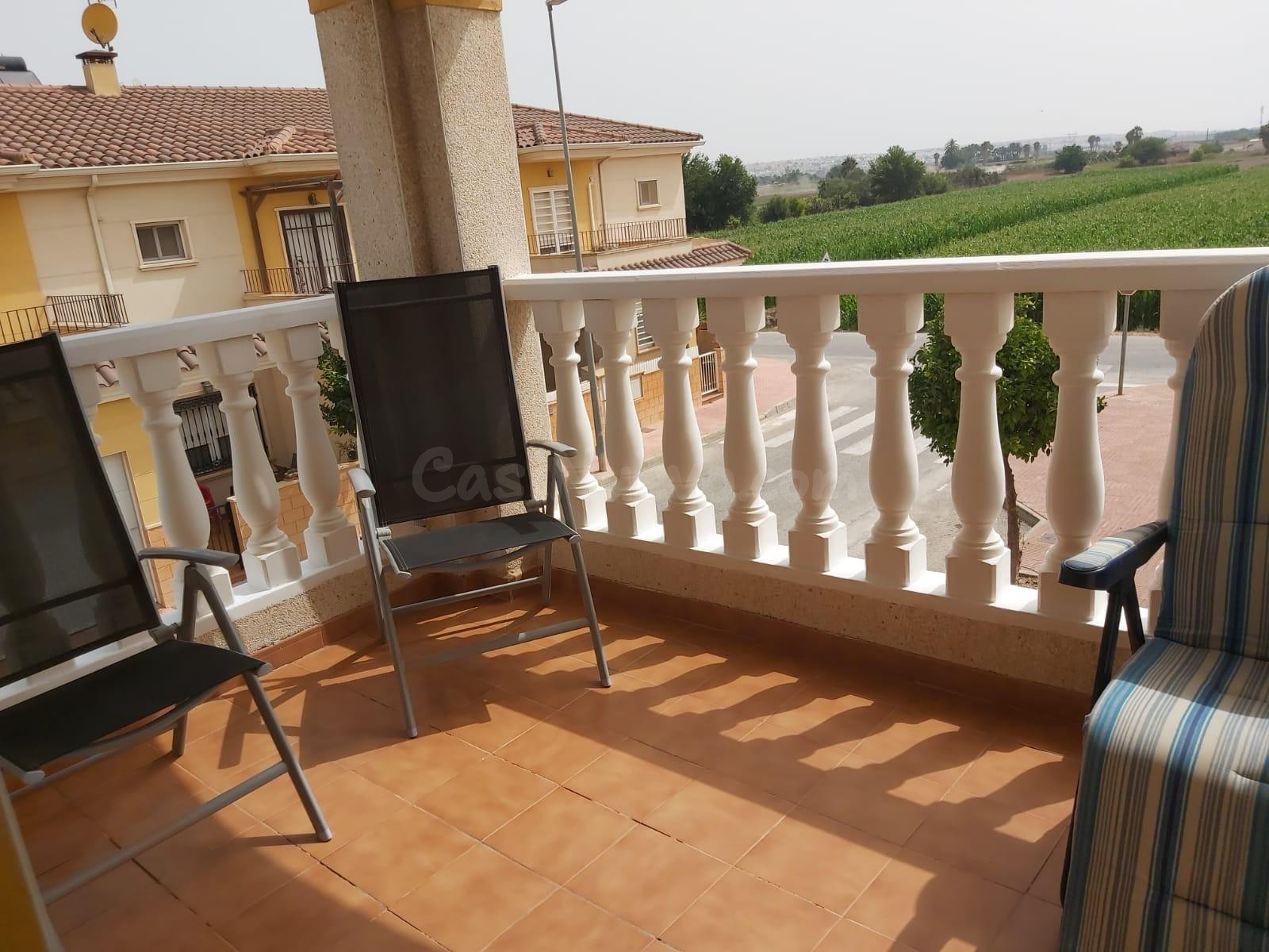 Fantástico bungalow en planta alta con solarium privado en S