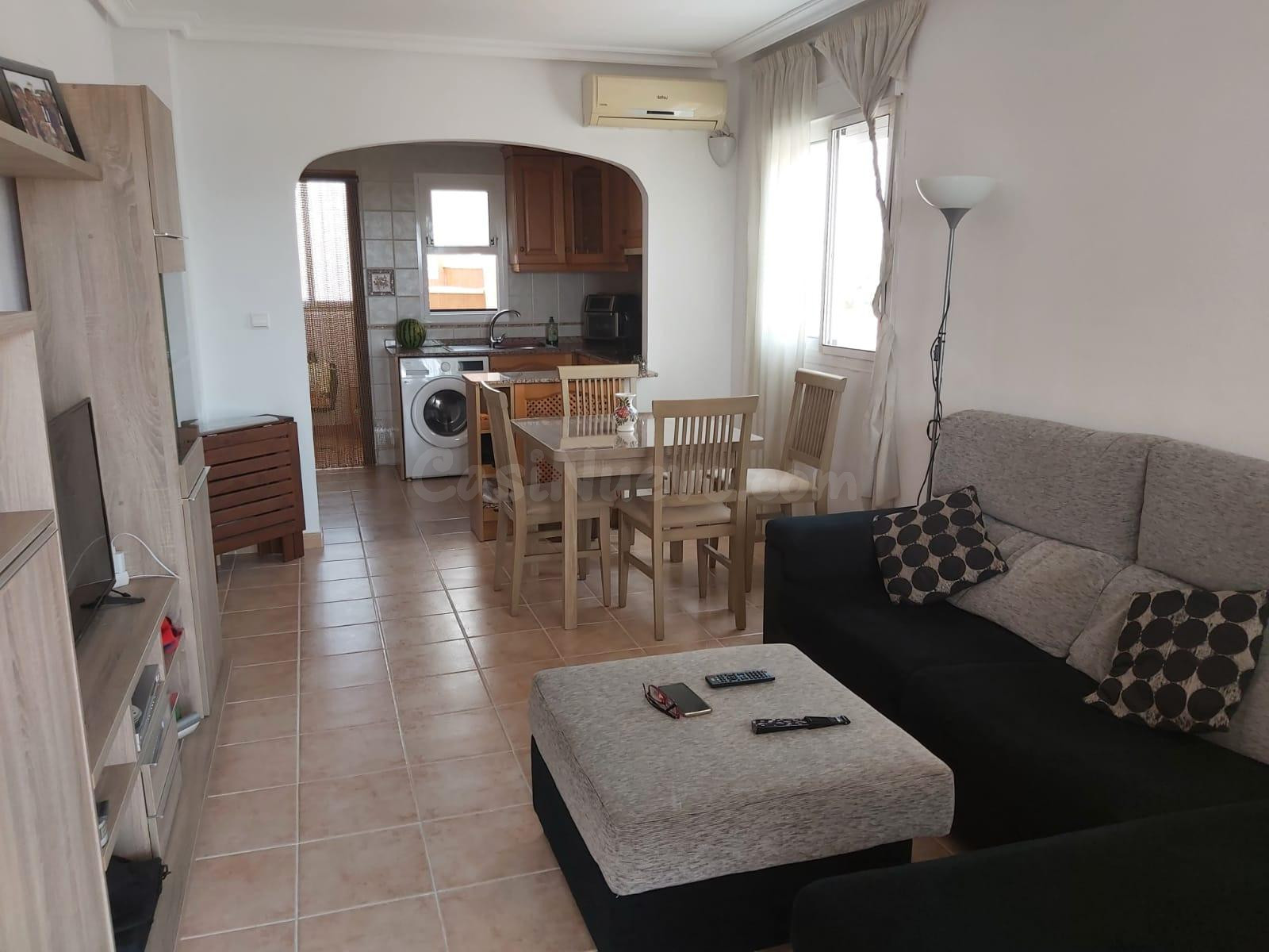Fantástico bungalow en planta alta con solarium privado en S - foto 2