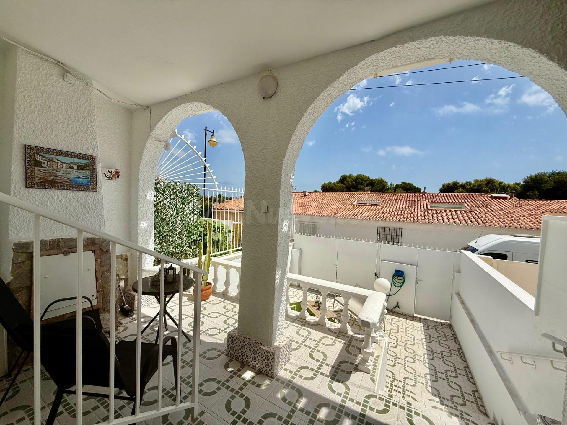 Casa reformada de 2 dormitorios con gran terraza cerca del m - foto 4