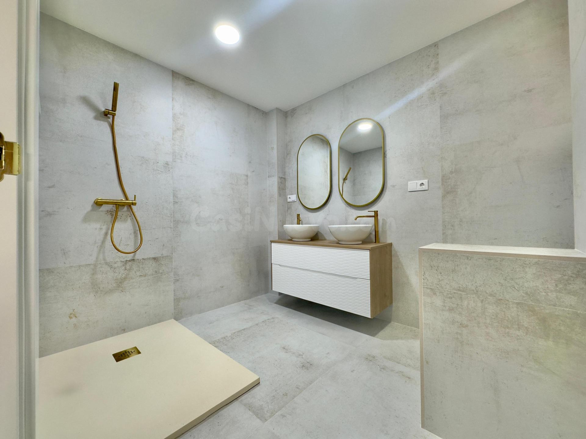 APARTAMENTO REFORMADO DE 3 DORMITORIOS Y 2 BAÑOS EN TORREVIE - foto 4