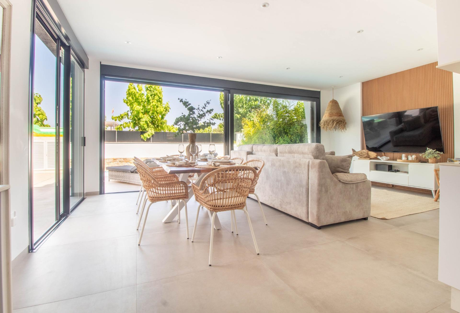 VILLA DE 3 DORMITORIOS Y 3 BAÑOS EN SANTIAGO DE LA RIVERA (S - foto 3
