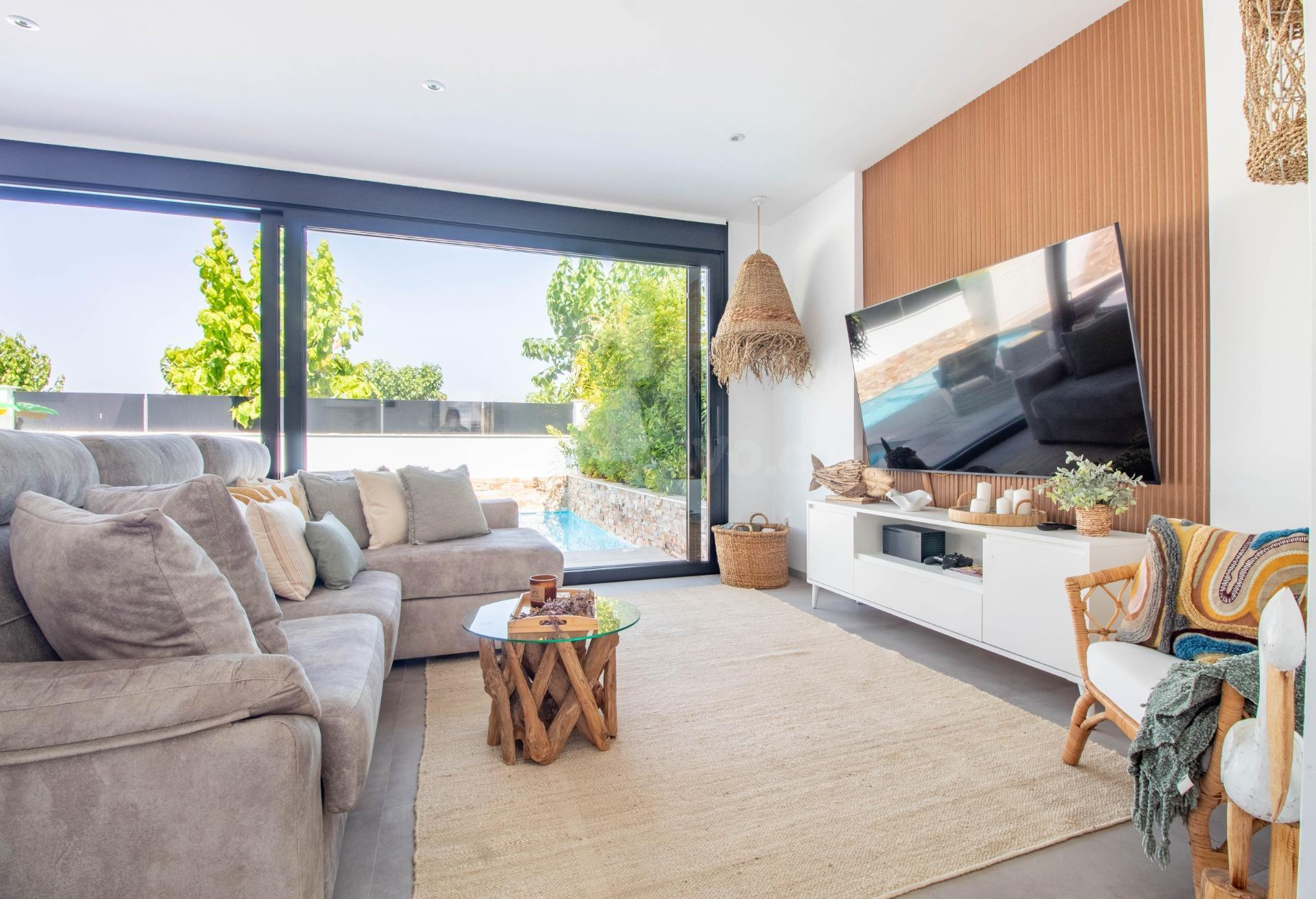VILLA DE 3 DORMITORIOS Y 3 BAÑOS EN SANTIAGO DE LA RIVERA (S - foto 5