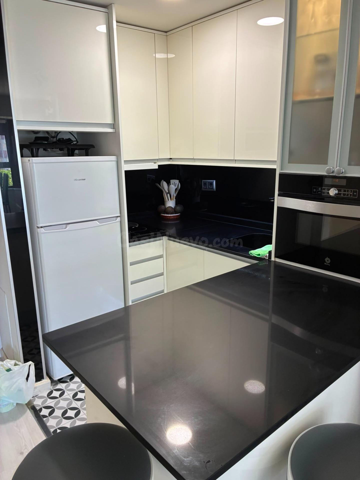 APARTAMENTO REFORMADO EN LEVANTE - foto 2