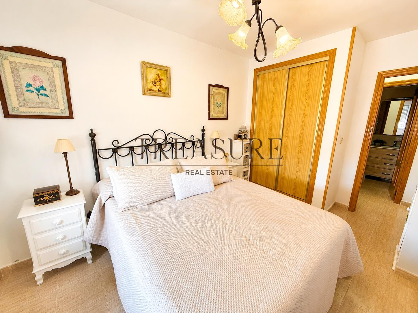 Apartamento en primera línea de mar con plaza de garaje, dos - foto 4
