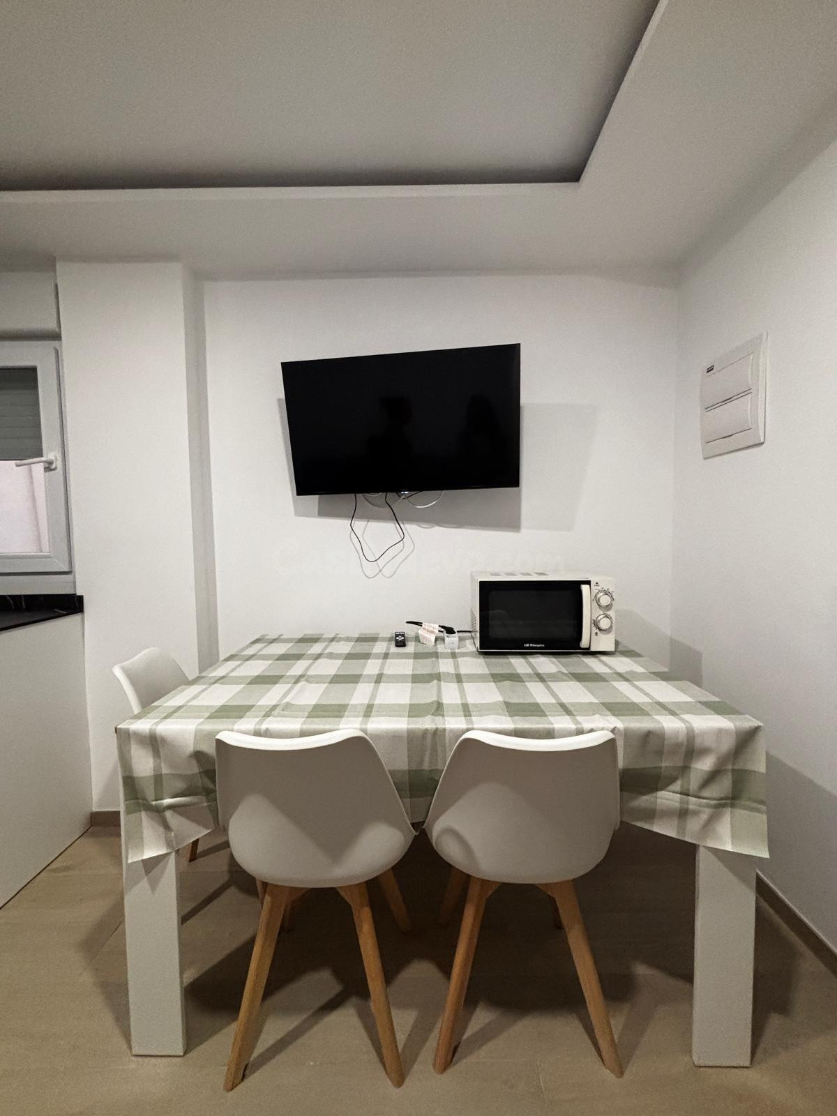 APARTAMENTO RECIÉN REFORMADO PARA TODO EL AÑO - foto 4