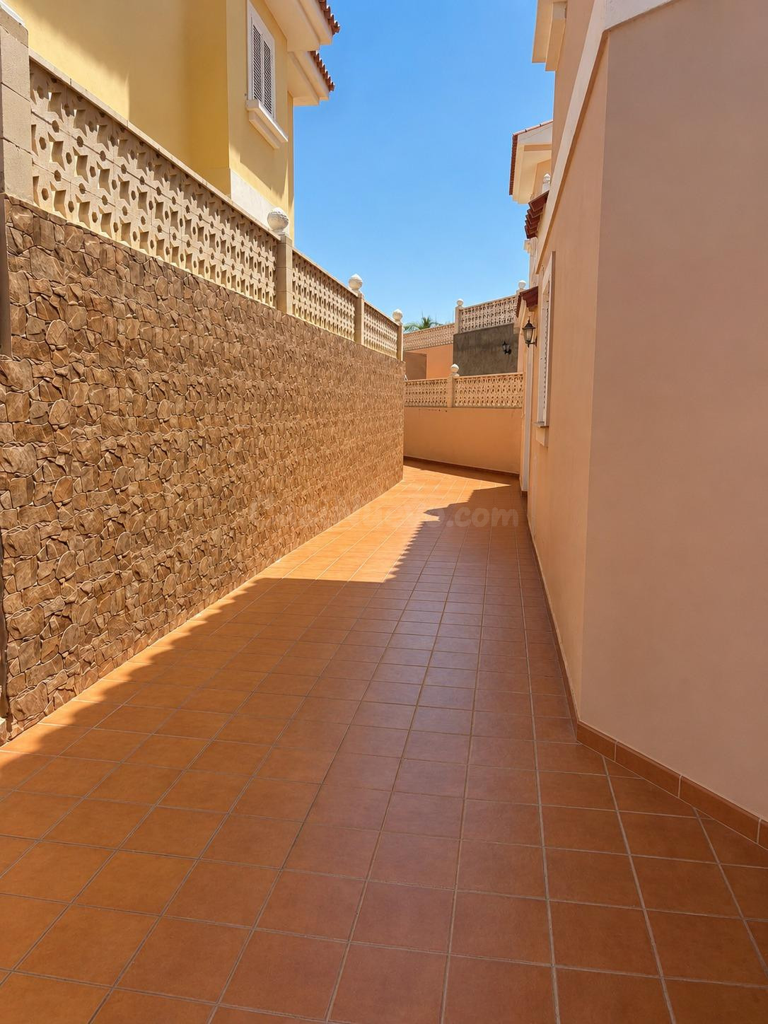Chalet independiente con dos terrazas y balcón en Loma Dos,  - foto 3