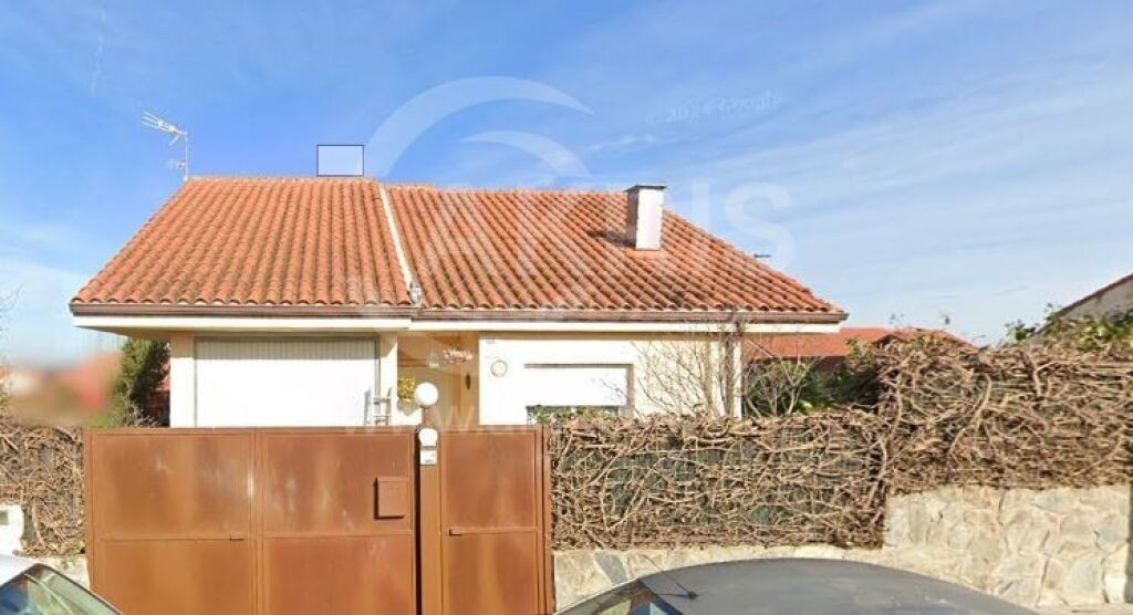 Chalet Independiente en Noves