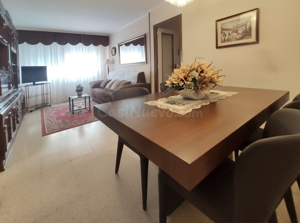 ? Amplio piso de 3 dormitorios con parking