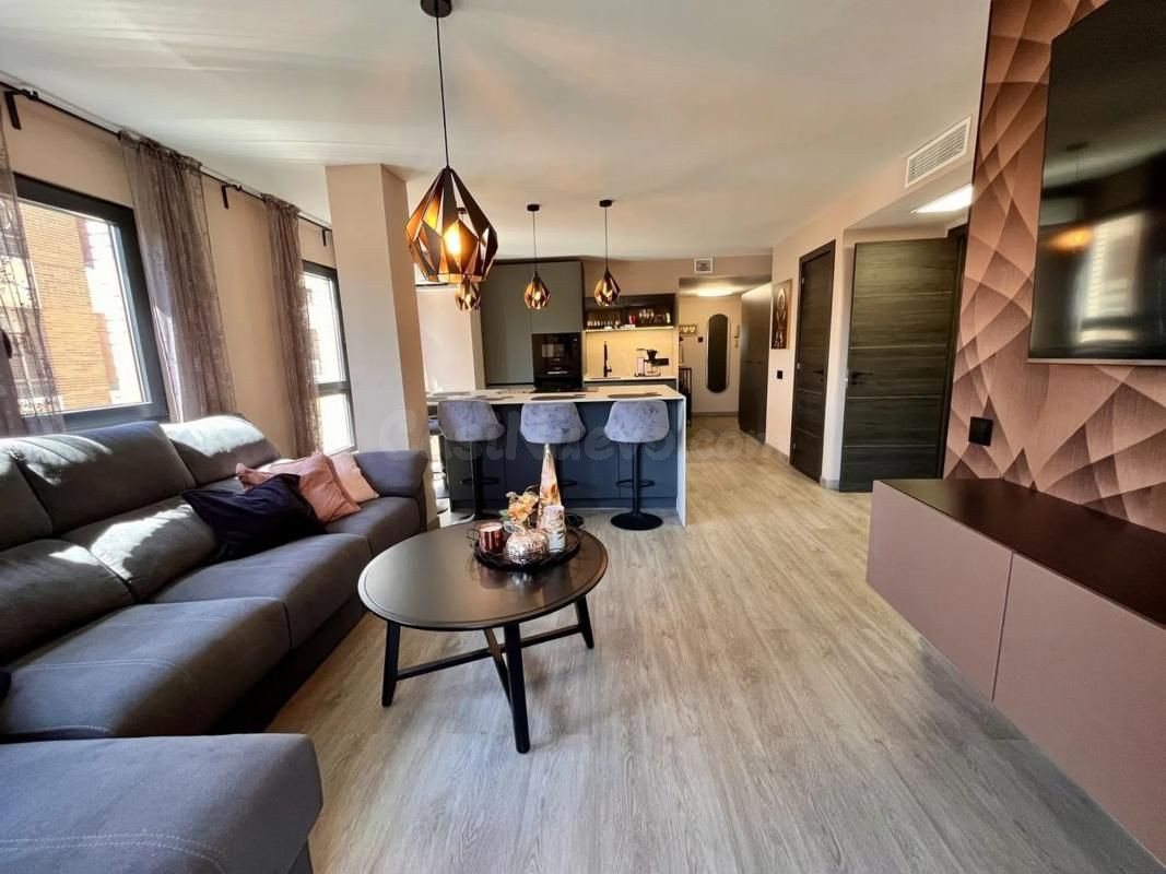 Apartamento 4 habitaciones 120m² en venta - Pueblo 3