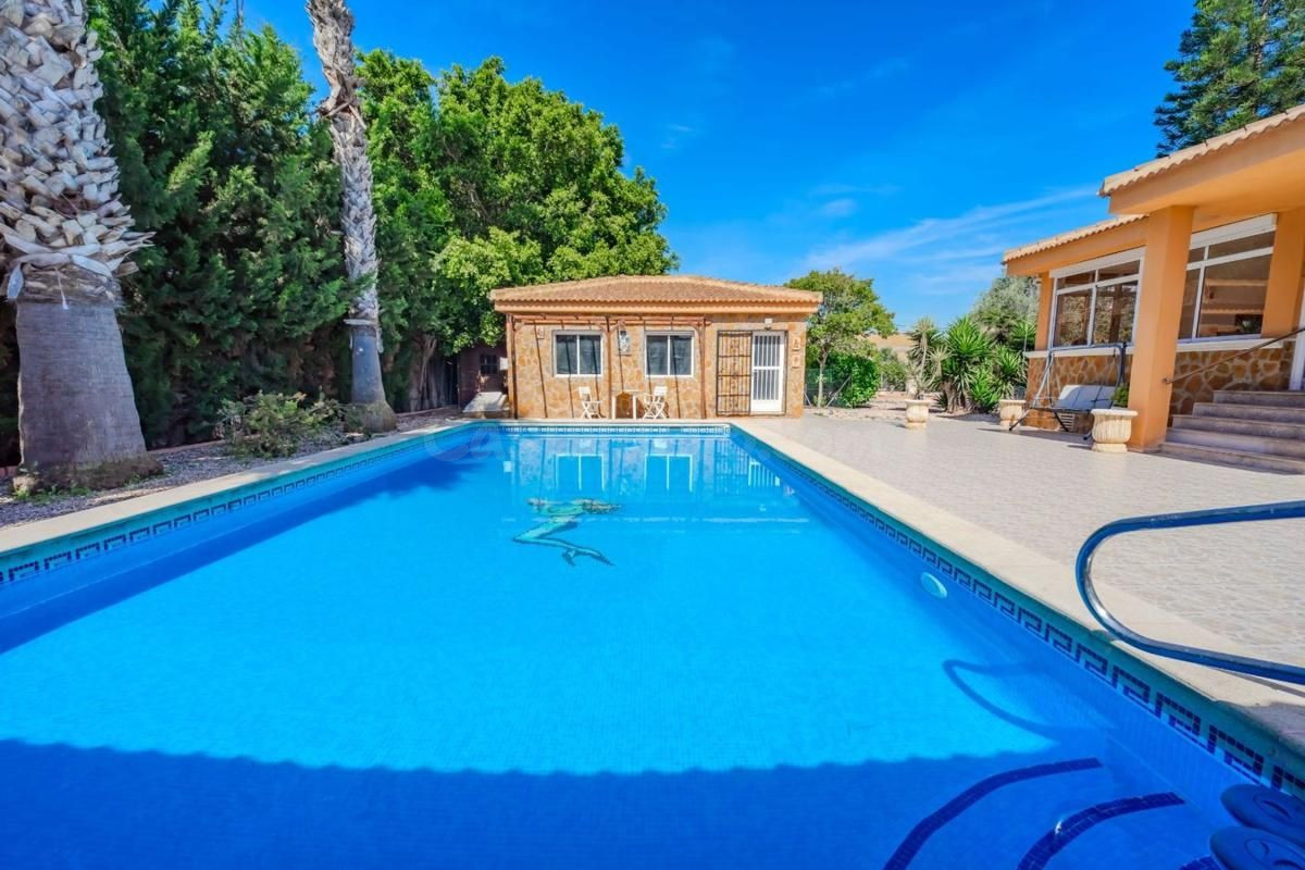 Villa 5 habitaciones 195m² en venta - Costa blanca sur - foto 2
