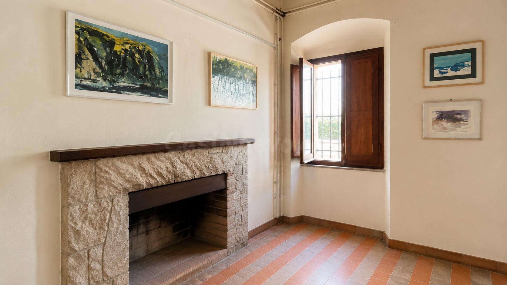 Casa histórica con grandes espacios en Llançà - foto 3