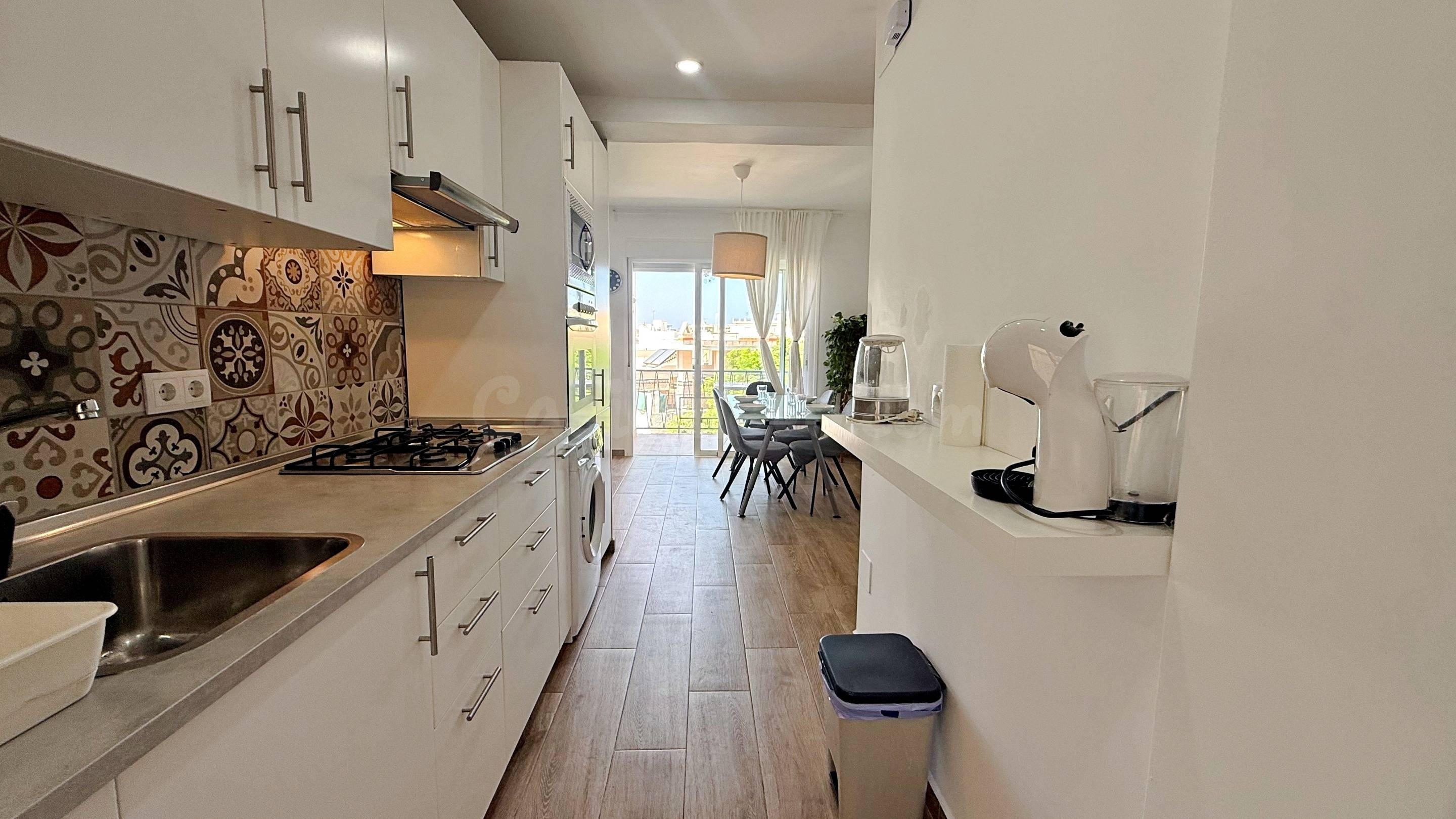 APARTAMENTO CON 3 DORMITORIOS EN EL CORAZÓN DE NERJA - foto 5