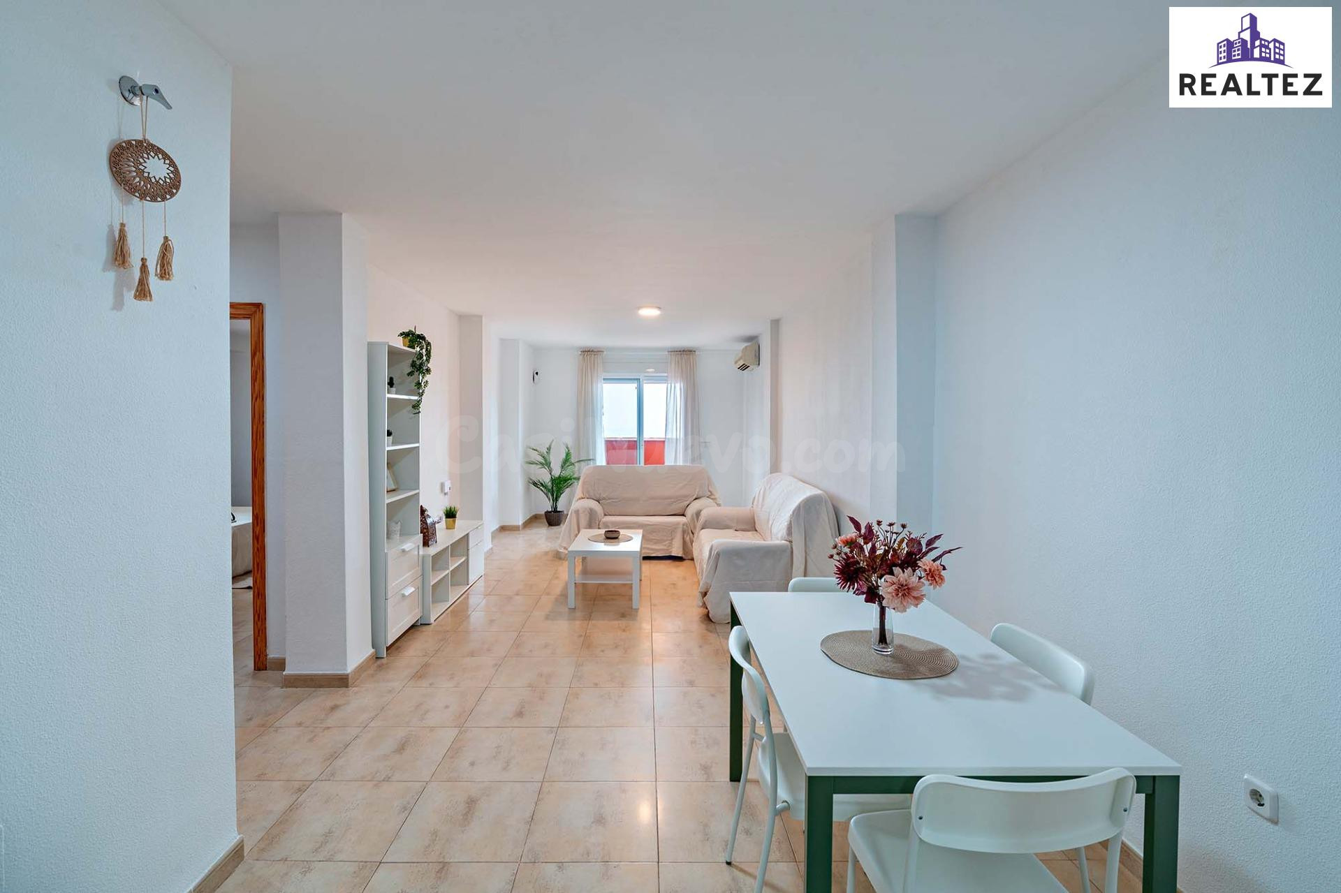 Piso en venta en Aguadulce con gran terraza y garaje incluid - foto 5