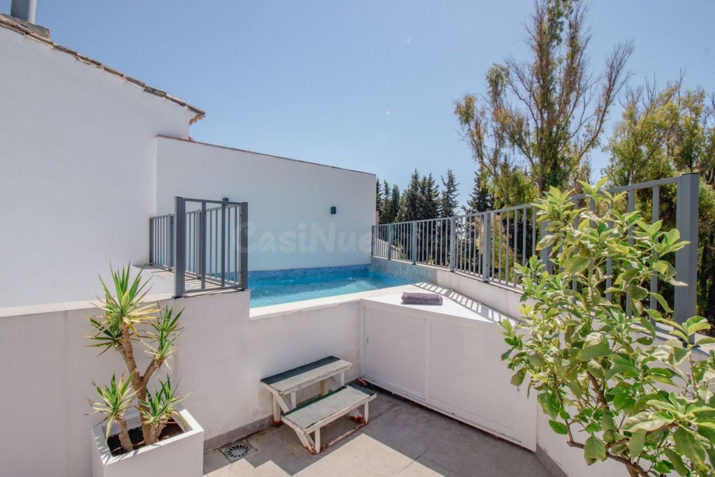 EXCLUSIVA: Chalet Adosado de Alta Gama en San Pedro - foto 2