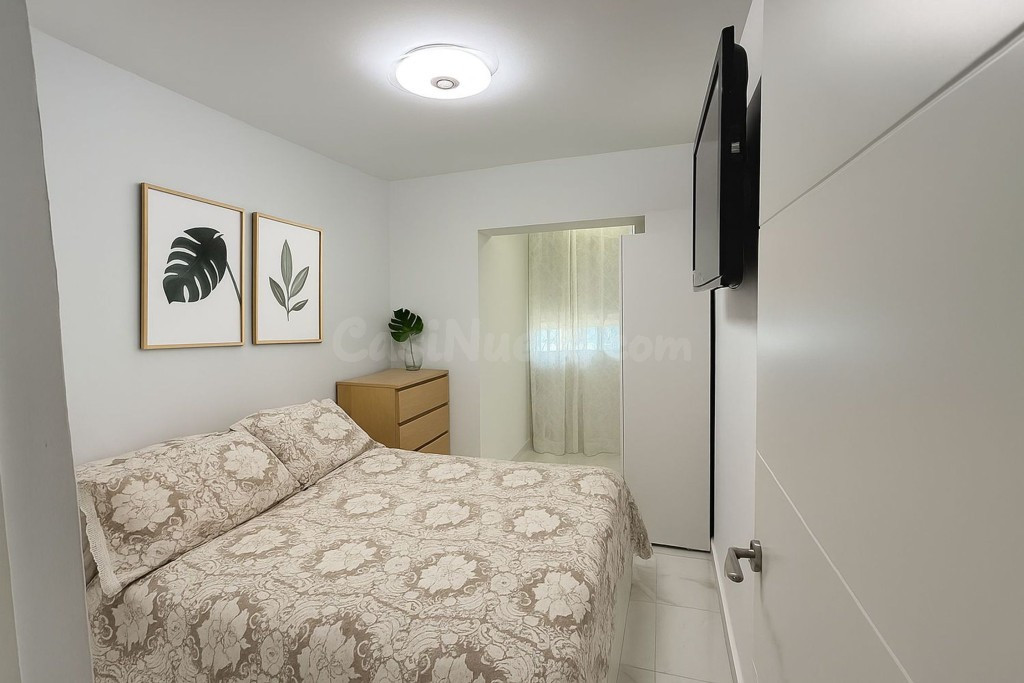 Oportunidad en Benalmádena Costa – 2 apartamentos reformados - foto 4
