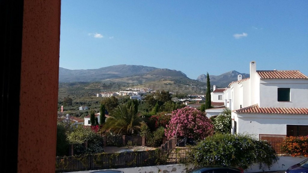 VILLA EXCLUSIVA CON PISCINA PRIVADA EN LA AXARQUÍA MALAGUEÑA - foto 3