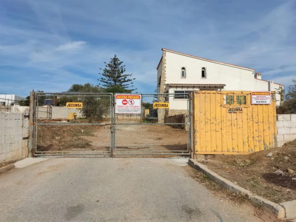 ¡ACTIVO EXCLUSIVO! Adquiera 2.200 m² comerciales antes de la aprobación del PGOU