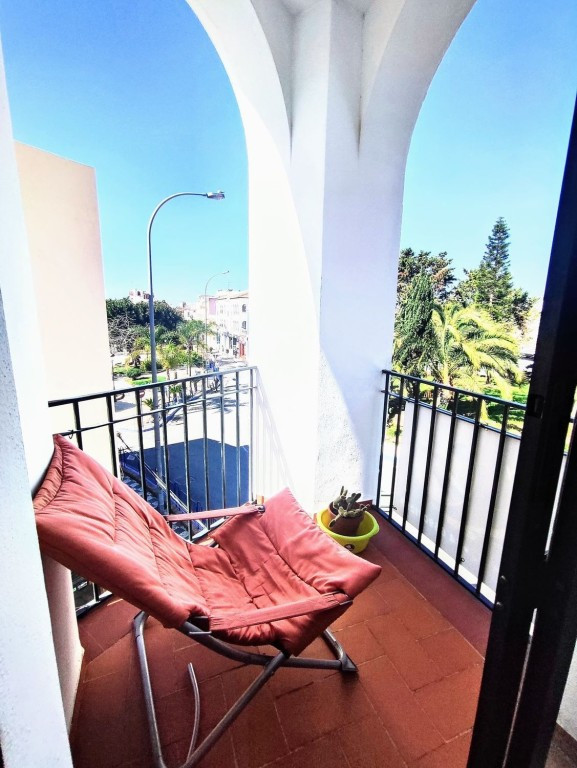 Piso muy luminoso y espacioso con alto potencial de rentabil - foto 4