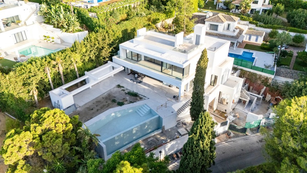 Villas de lujo en Marbella: diseño, privacidad y exclusividad en la Costa del Sol