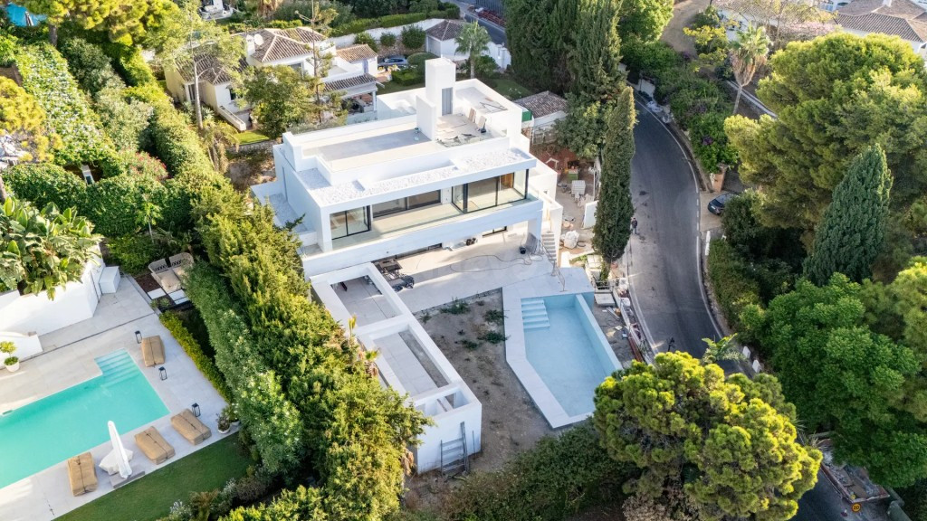 Villas de lujo en Marbella: diseño, privacidad y exclusivida - foto 2