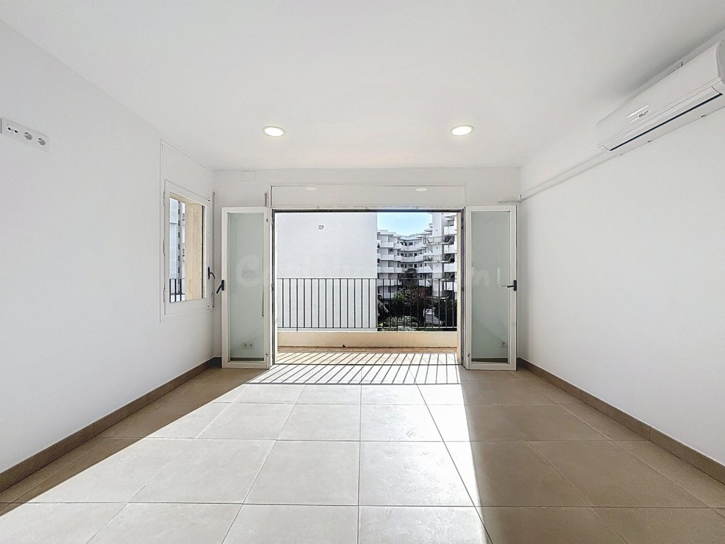 Apartamento de 2 dormitorios con vistas al mar en Santa Marg - foto 3