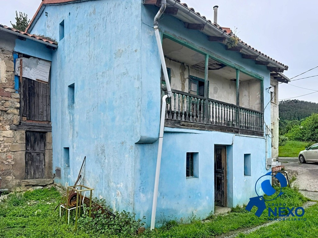 Casa con gran potencial de reforma, orientación sur y espectaculares vistas a la naturaleza