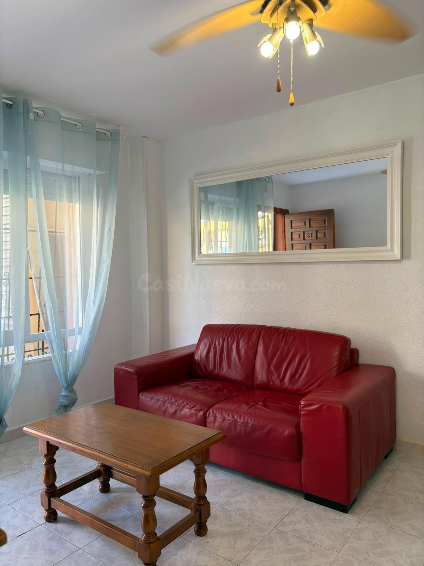 se vende un piso de 1 dormitorio en comunidad con parque y los cesped en Mar Azul de Torrevieja - foto 5