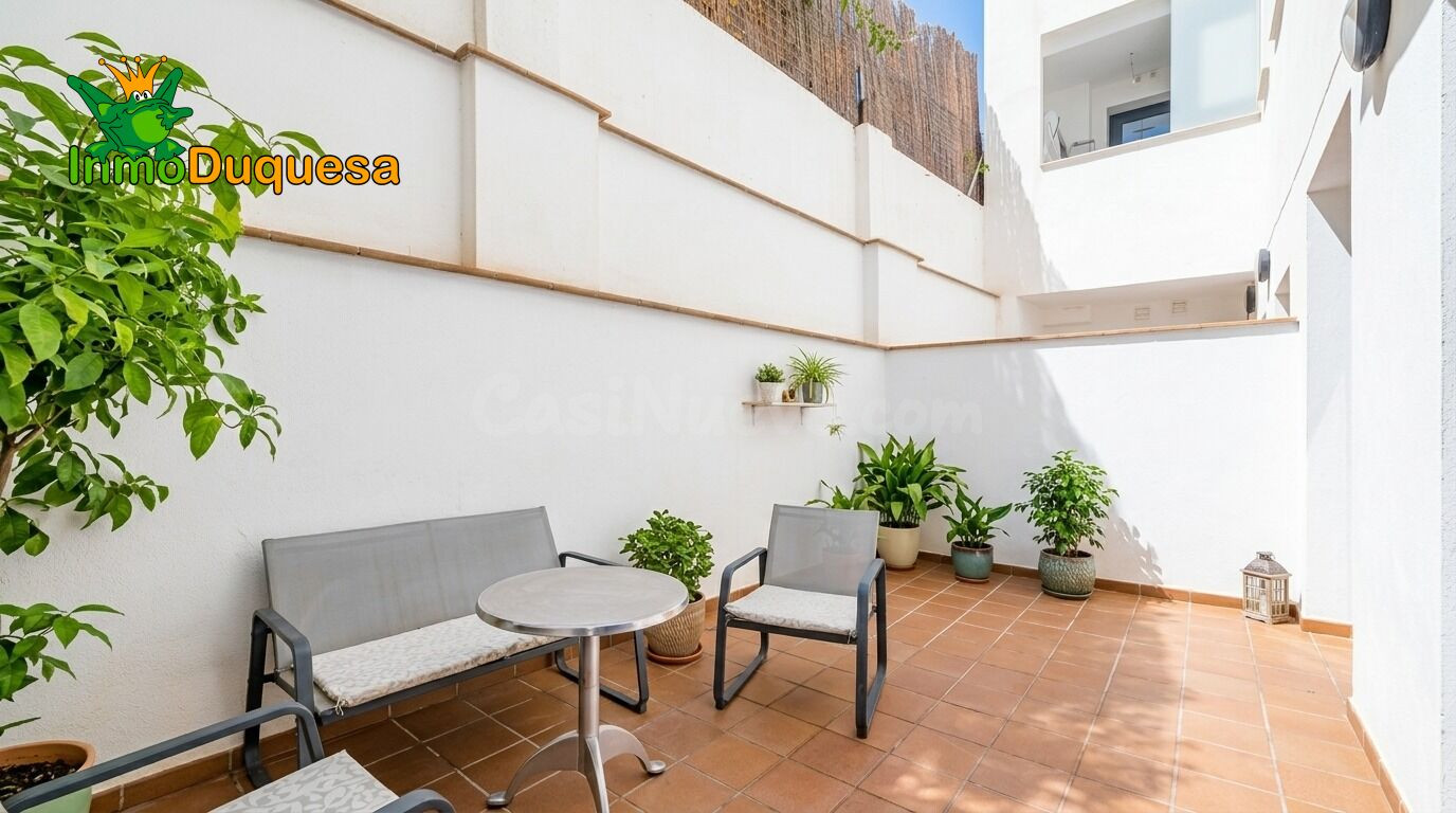 Piso DUPLEX del 2020. Con patio de 14 m2 y AEROTÉRMIA