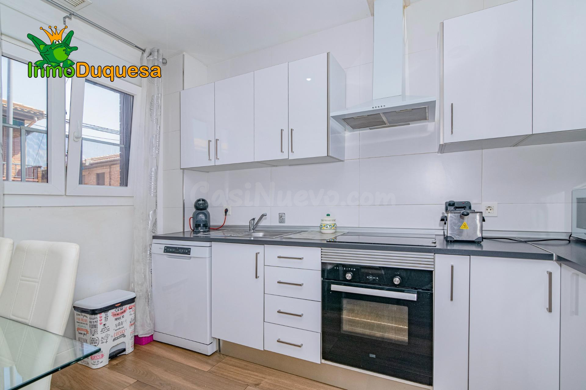 Piso DUPLEX del 2020. Con patio de 14 m2 y AEROTÉRMIA - foto 4