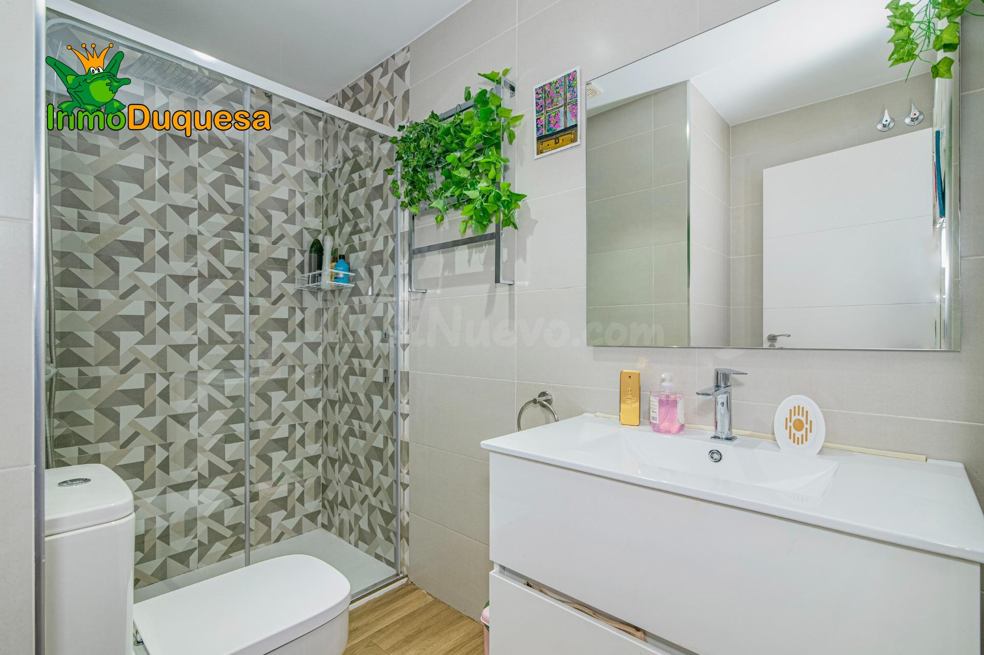 Piso DUPLEX del 2020. Con patio de 14 m2 y AEROTÉRMIA - foto 5