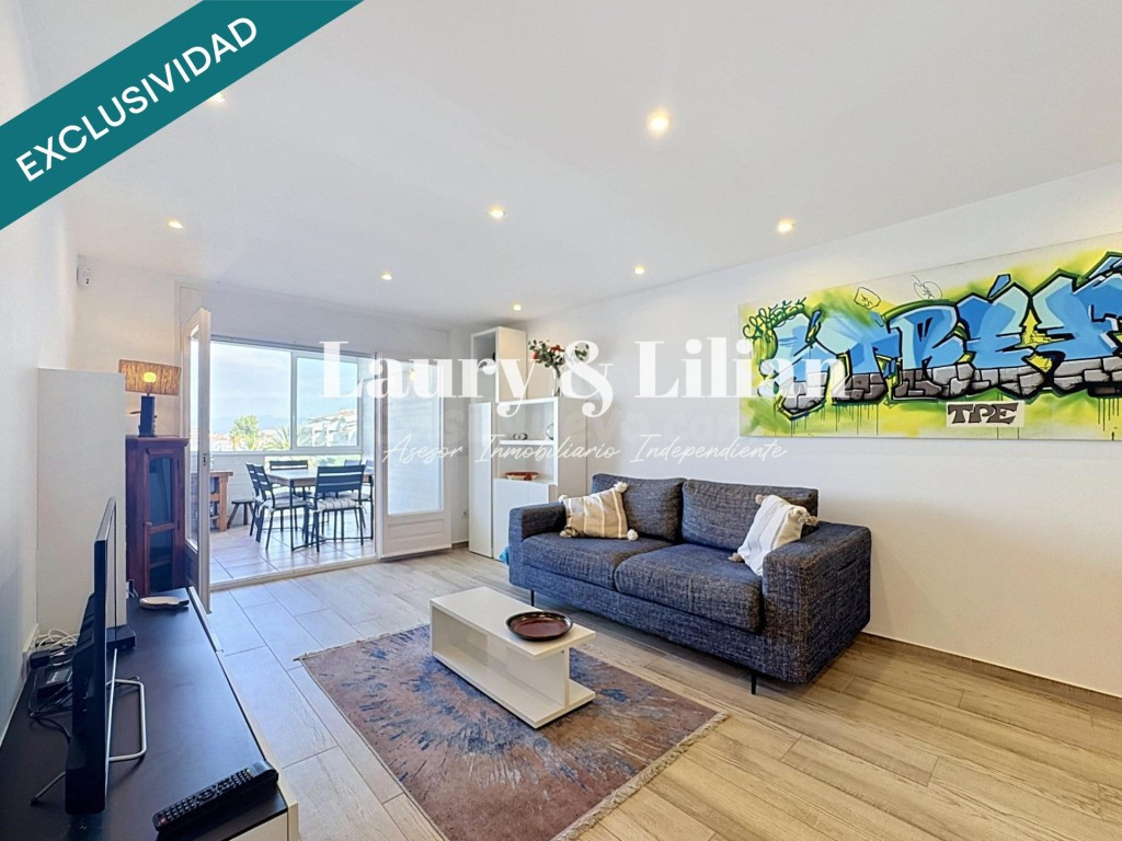 Apartamento de 3 dormitorios con piscina en el lago Sant Mau - foto 3