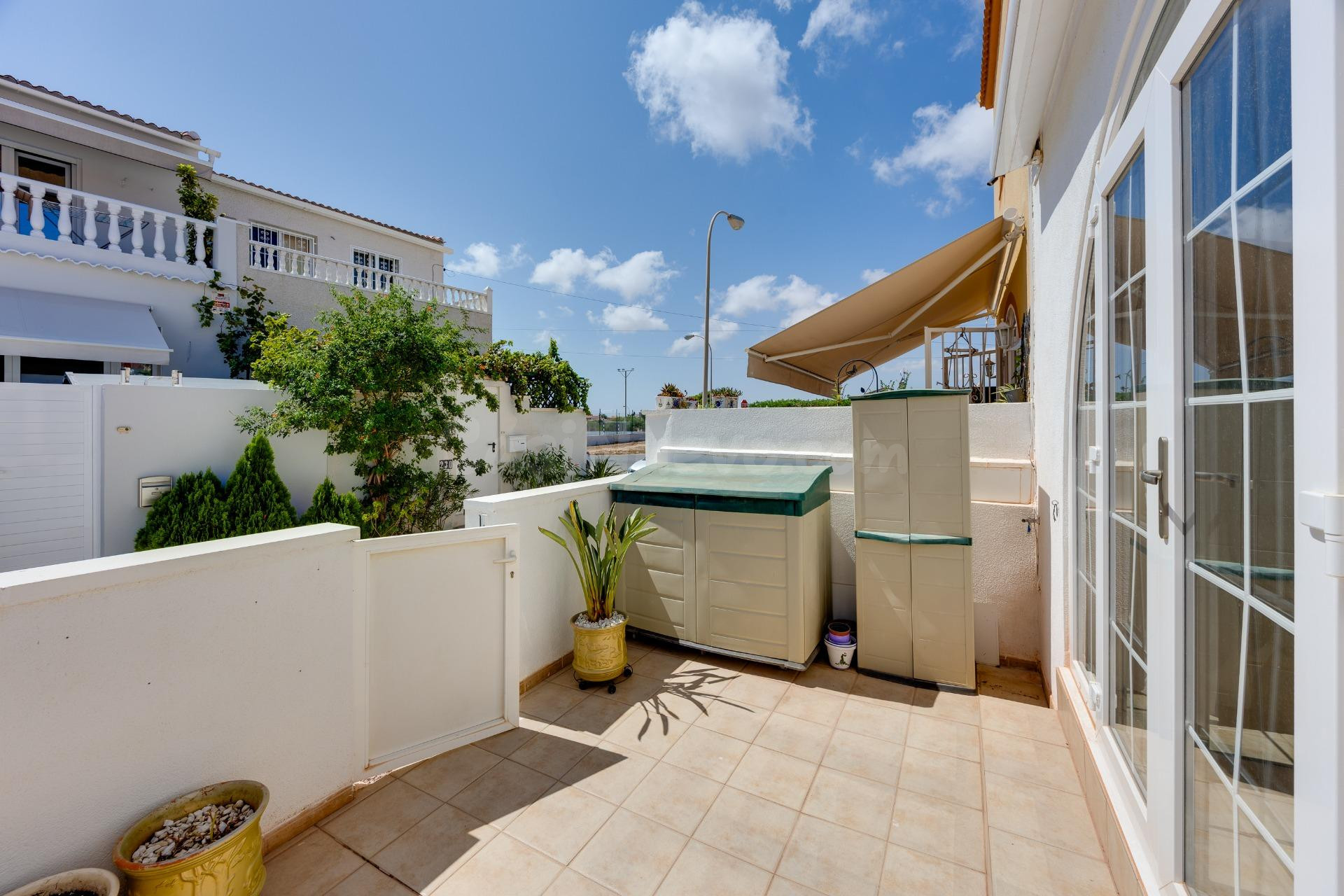 Charming South-Facing 1-Bedroom Apartment in El Chaparral, T - foto 4