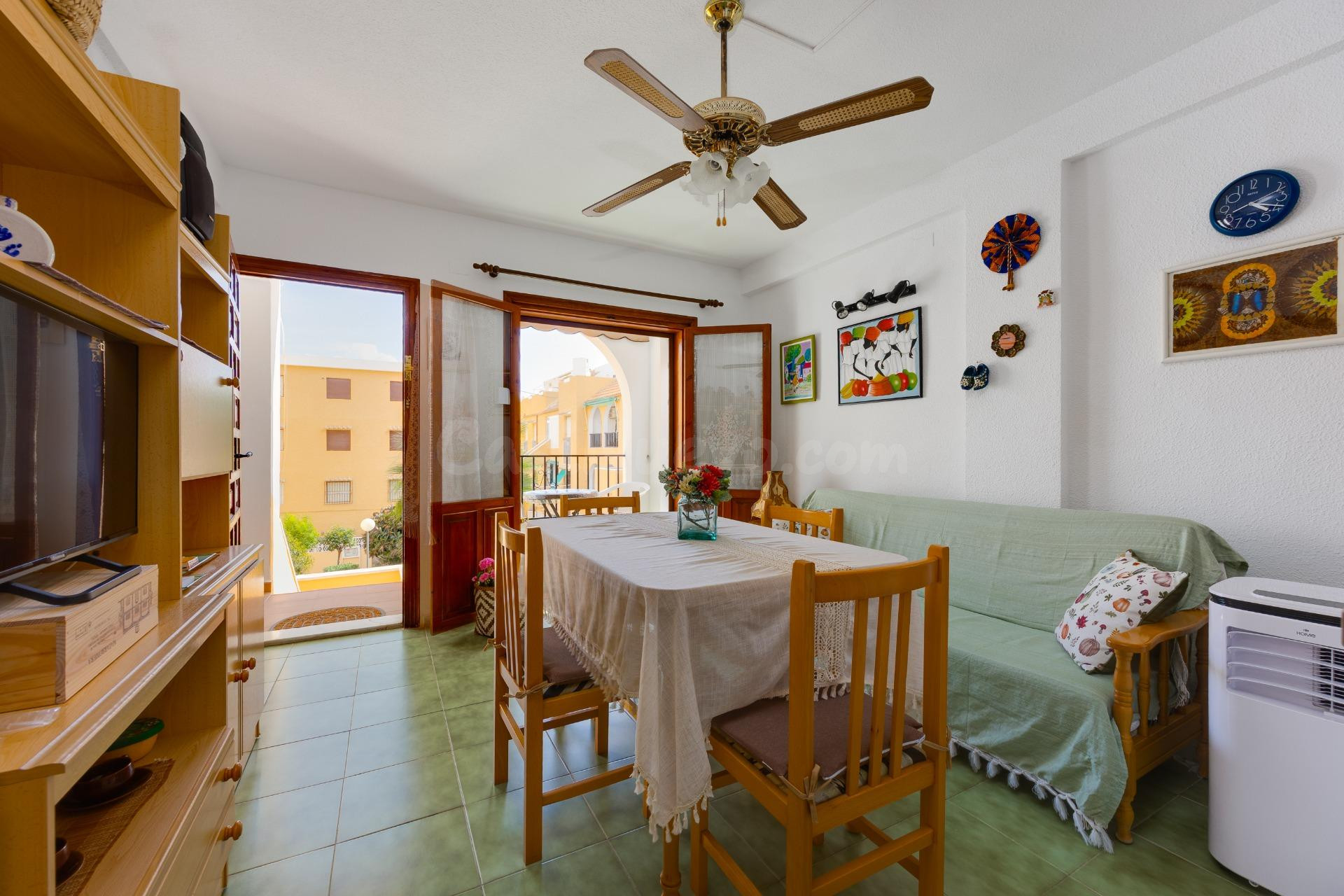 Ático dúplex de 2 dormitorios con gran solárium privado a 10 - foto 3