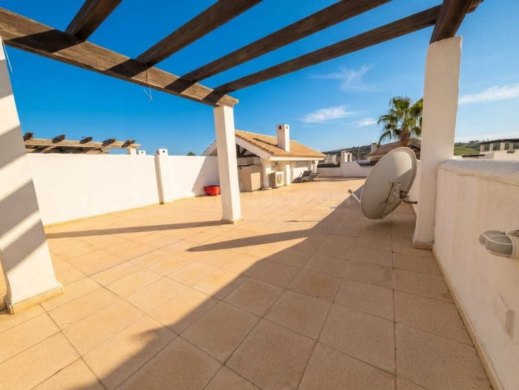 Ático en Venta en San Roque Cádiz - foto 4