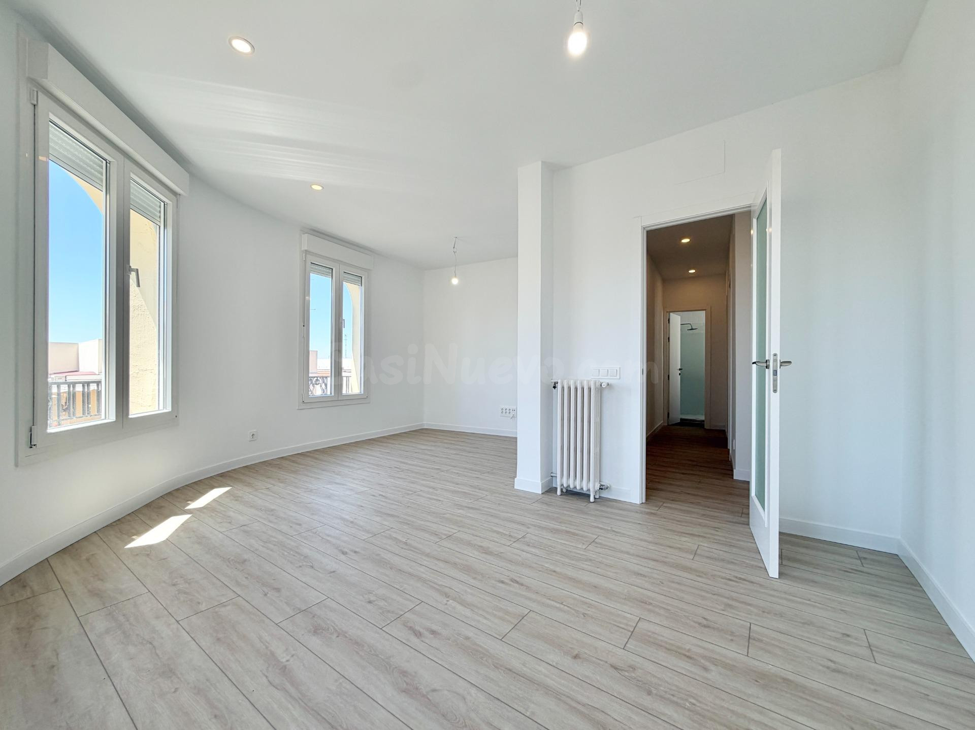 ^^ESPECTACULAR ÁTICO REFORMADO DE 180 M2 CON GRAN TERRAZA EN - foto 3