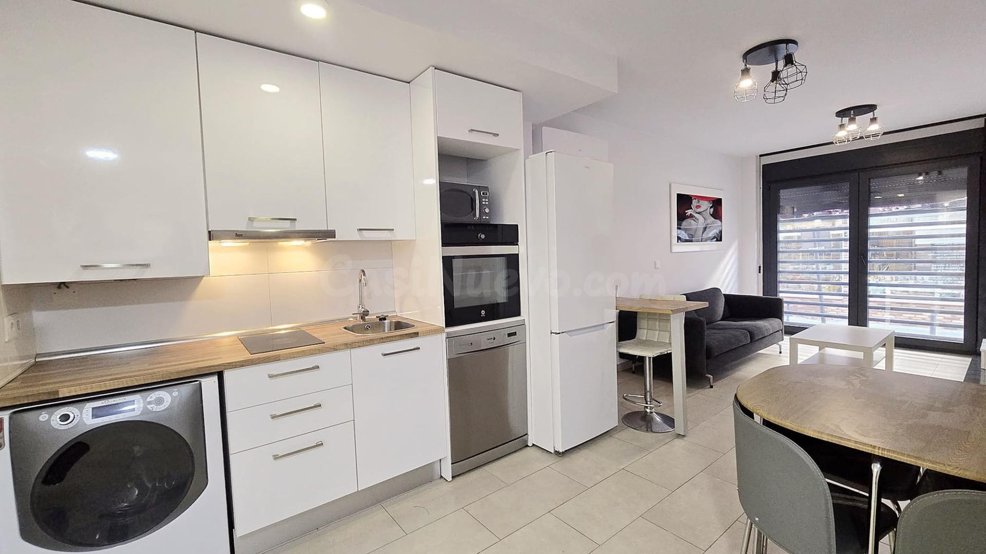 ESTUDIANTES! PISO MODERNO DE TRES habitaciones EN ALQUILER, CON DOS TERRAZAS EN VILLANUEVA DE LA CAÑADA